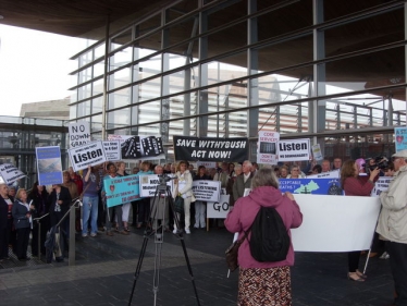 Local Assembly Member Paul Davies has recently led a Welsh Conservative debate on Withybush Hospital in the Assembly Chamber; whilst protestors from across Pembrokeshire gathered outside the Senedd to protest against its potential downgrading.