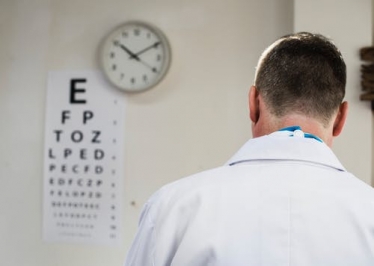 Ophthalmology services in Pembrokeshire have been raised in the National Assembly Chamber thanks to local Assembly Member Paul Davies