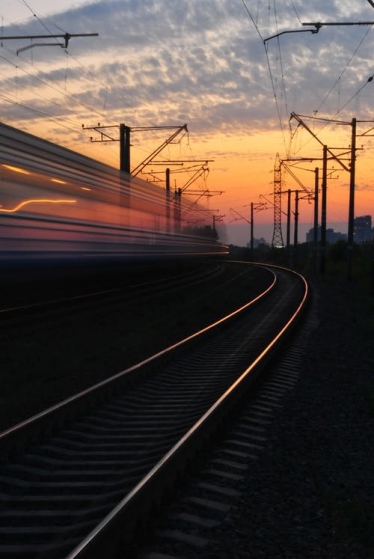 Rail services in west Wales will be in the spotlight next week when Preseli Pembrokeshire AM Paul Davies leads a debate on the subject in the Senedd.