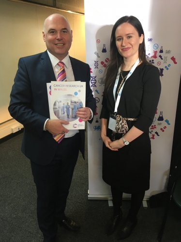 Paul Davies AM with Gemma Robers of CRUK 